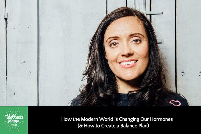 196: Angelique Panagos on How the Modern World Is Changing Our Hormones