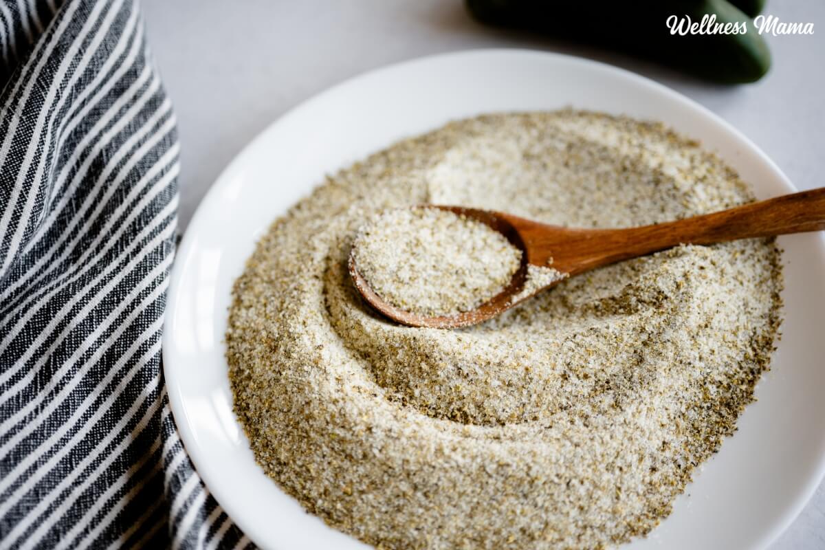 ملح هالابينو محلي الصنع (توابل سهلة وغنية بالمعادن وحارة)