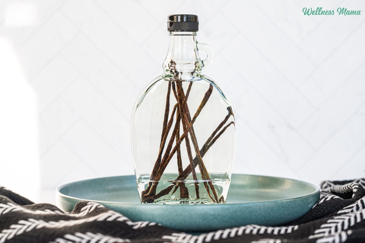 Ultimate Guide to DIY Vanilla Extract: Step-by-Step Instructions and Tips