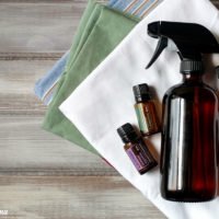How to make a refreshing natural linen spray
