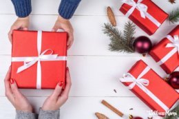 2021 Ultimate Holiday Gift Giving Guide (For Everyone On Your List!)