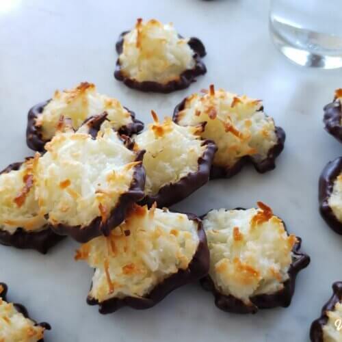 Healthy Coconut Macaroons Recipe | Wellness Mama