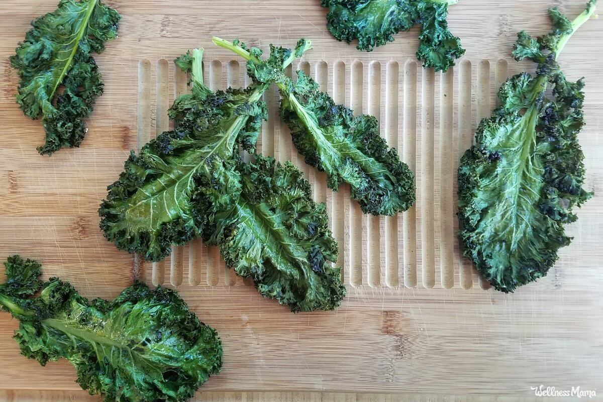 Crispy Baked Kale Chips Recipe