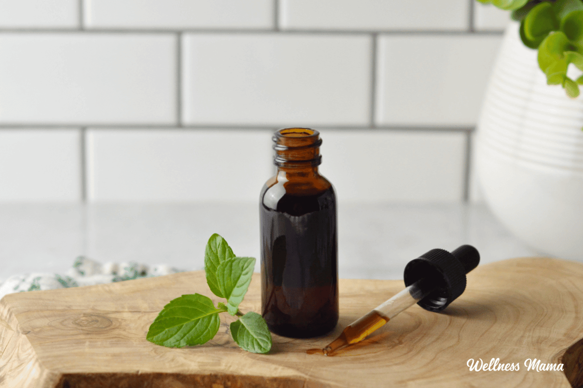 How to Make a Digestion Tincture For the Whole Family