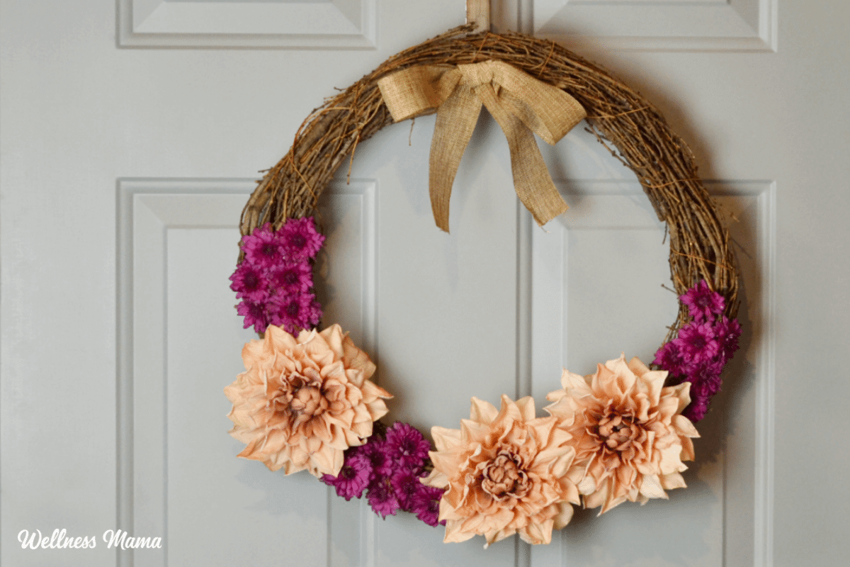 Making Wreaths From Dried Hydrangea Flowers