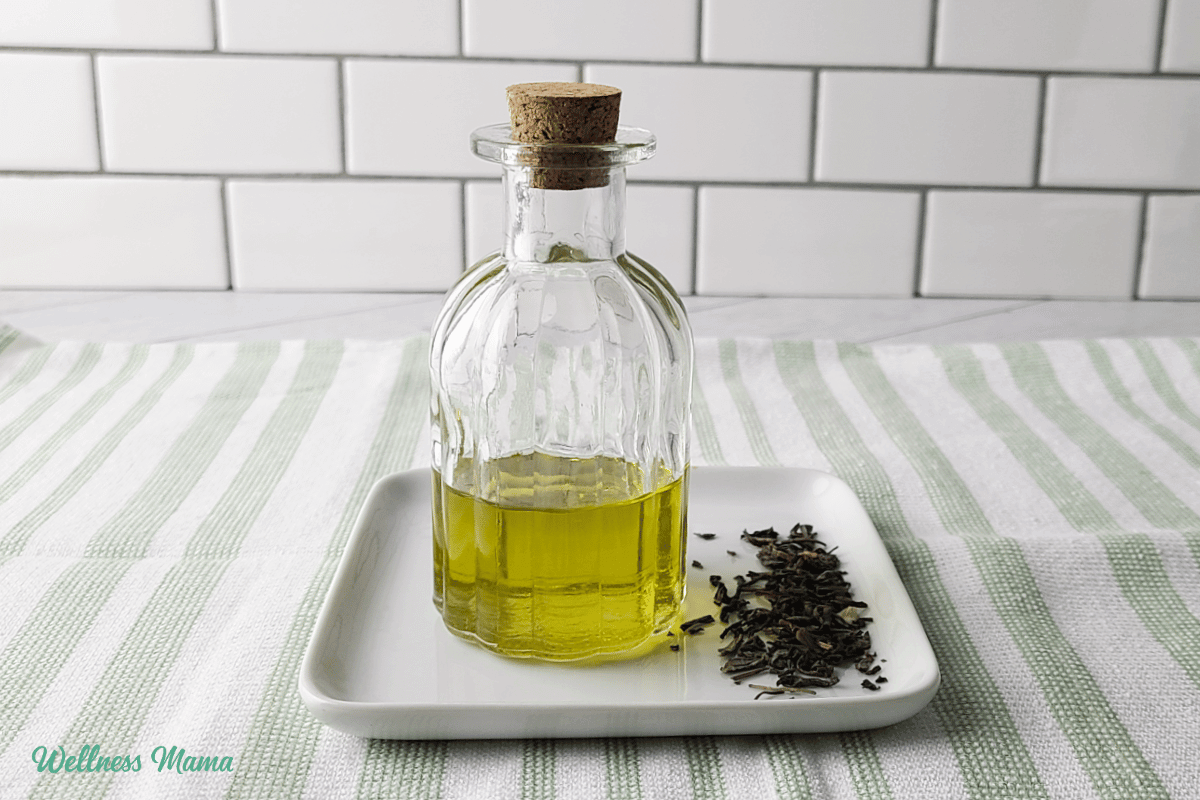 Brightening Inexperienced Tea Serum