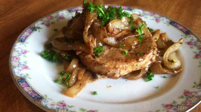 healthy smothered pork chops