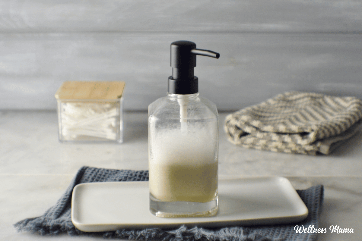 How to Make Natural Homemade Shampoo