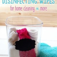 How to make natural disinfecting wipes for the house.